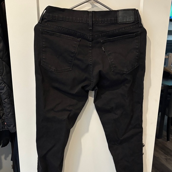 Levi's Jet Black Skinny Jeans - Picture 4 of 4
